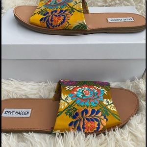 NEW Steve Madden Grace Multi Fabric